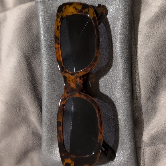 Aire Ceres V2 Sunglasses - Picture 2 of 2